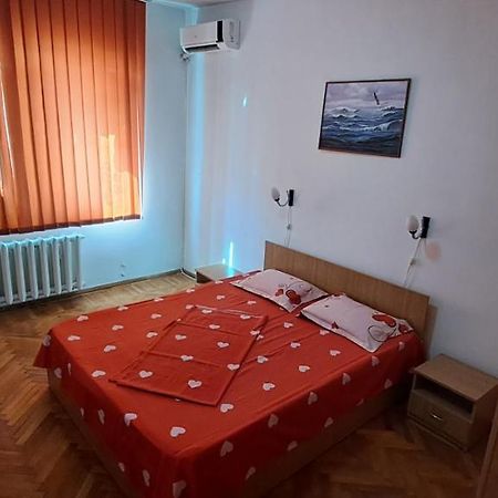Apartament Grigore Etaj 2 Mangalia Kültér fotó