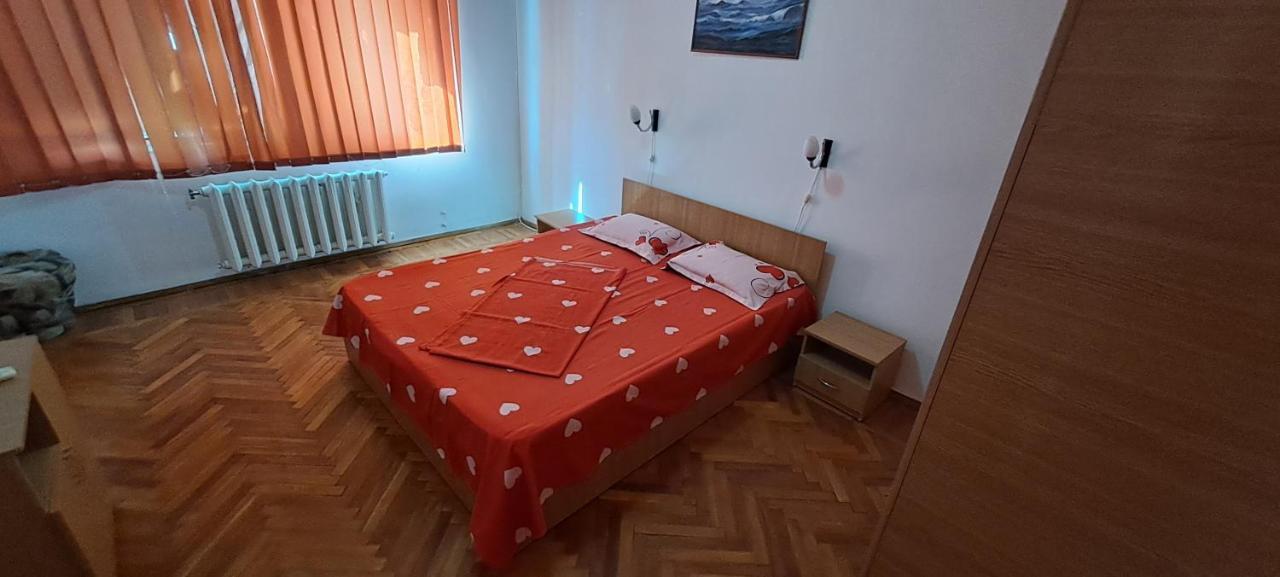 Apartament Grigore Etaj 2 Mangalia Kültér fotó